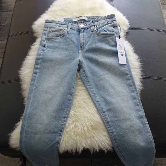 Joe's Jeans Denim - NWT Joe's Jeans The Icon Mid Rise Skinny Crop Flawless